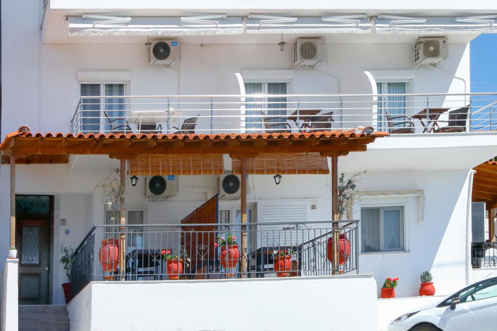 Thea Studios Pirgadikia Exterior foto
